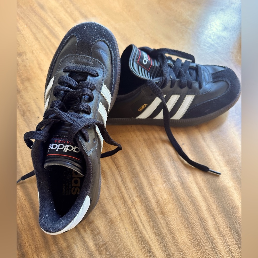 Adidas Samba size US 3.5 /35.5